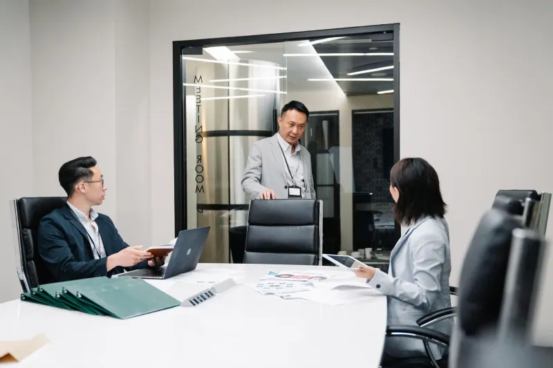 Doing Exceptional Work Is Not Enough: Closing the Visibility Gap That's Holding You Back