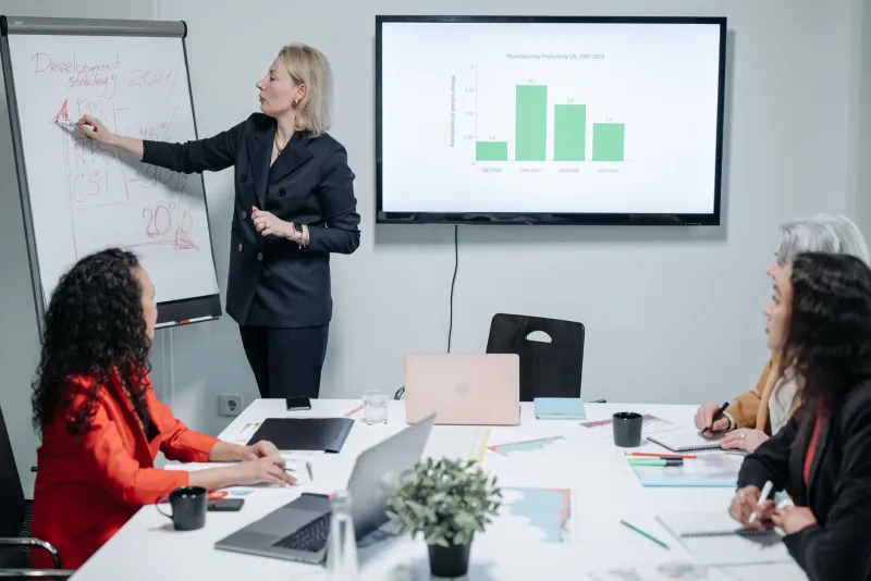 The Invisible Performer: How to Make Sure Your Work Gets Seen — and Rewarded